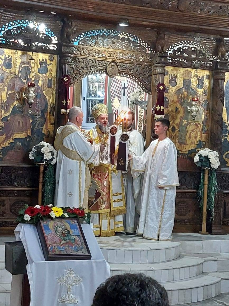 Митрополитот крушевски и демирхисарски го објави Воскресението Христово во Крушево - Слика 3